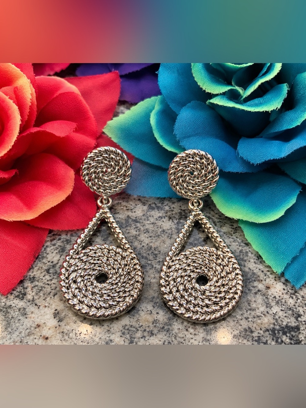 BRAND NEW white gold plated, nautical rope twist style pierced earrings.